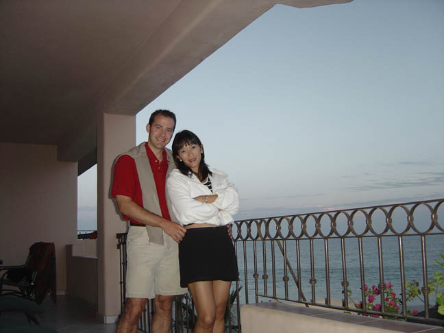 03Condo_balcony